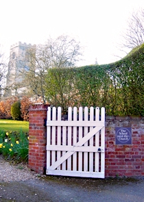 Gt Snoring School Gate
